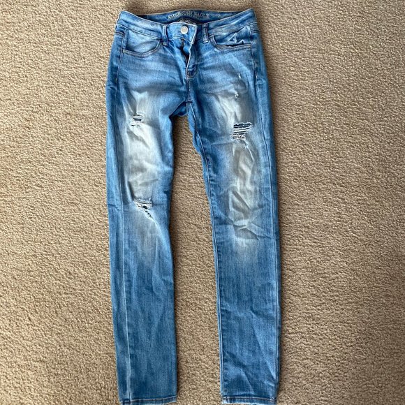 AMERICAN EAGLE RIPPED JEGGINS - Picture 1 of 5
